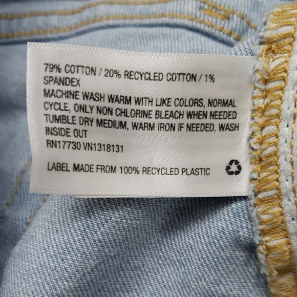 Wild Fable Super High Rise Blue Jean Shorts with Rolled Hem Sz 10 - Picture 5 of 5